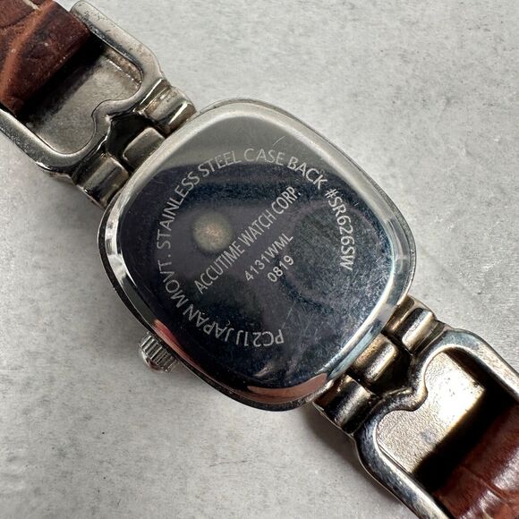 Womens Watch 20mm Oval Hearts Silver Tone Brown Band Western Cowgirl New Battery - Picture 8 of 10